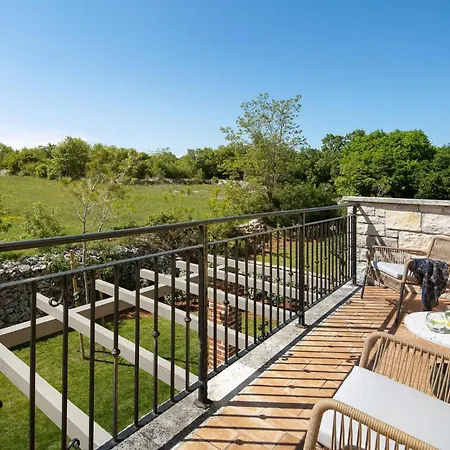 Adastra Holiday home Sveti Lovrec Pazenaticki